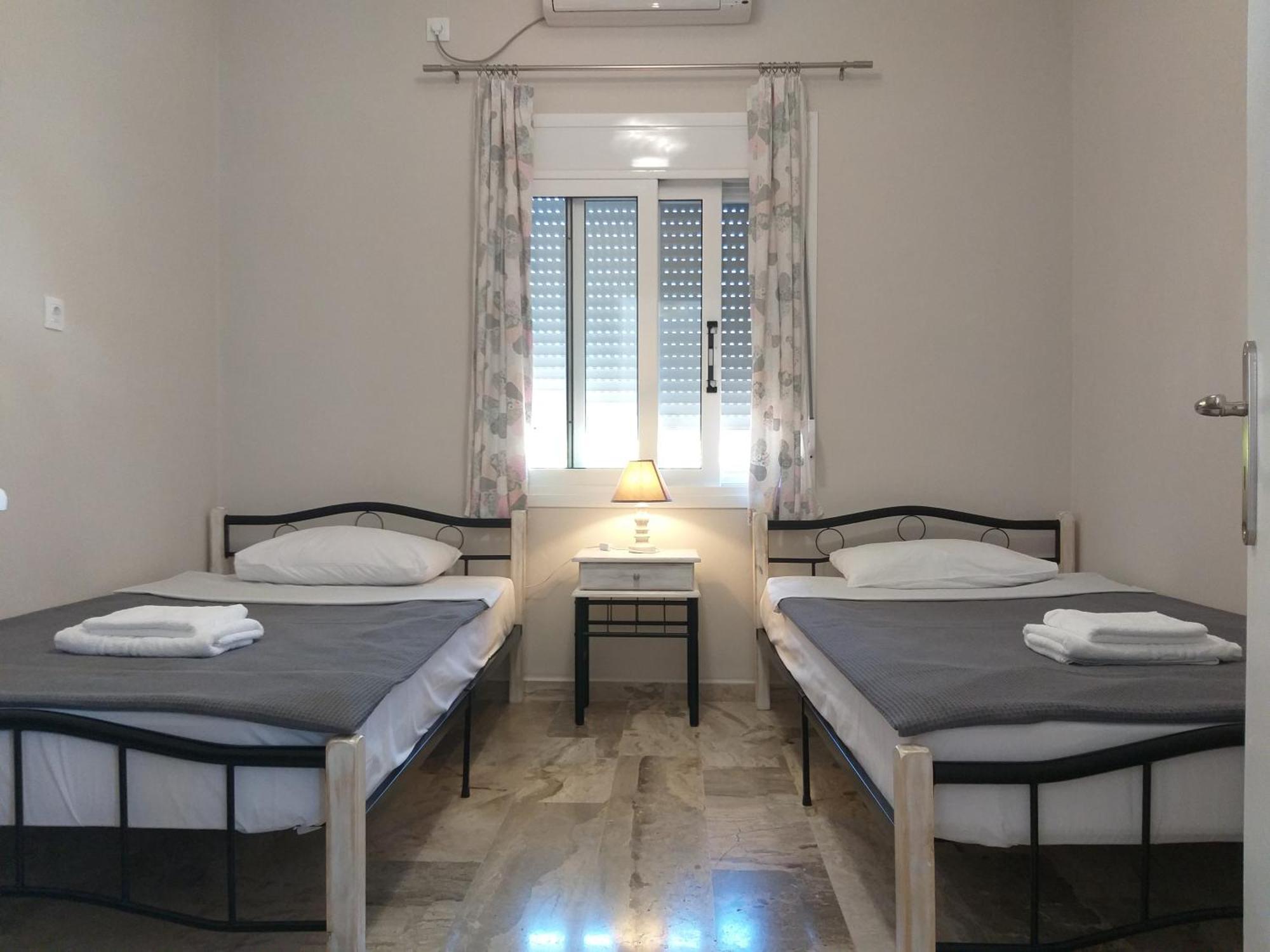 Skala Central House ภายนอก รูปภาพ