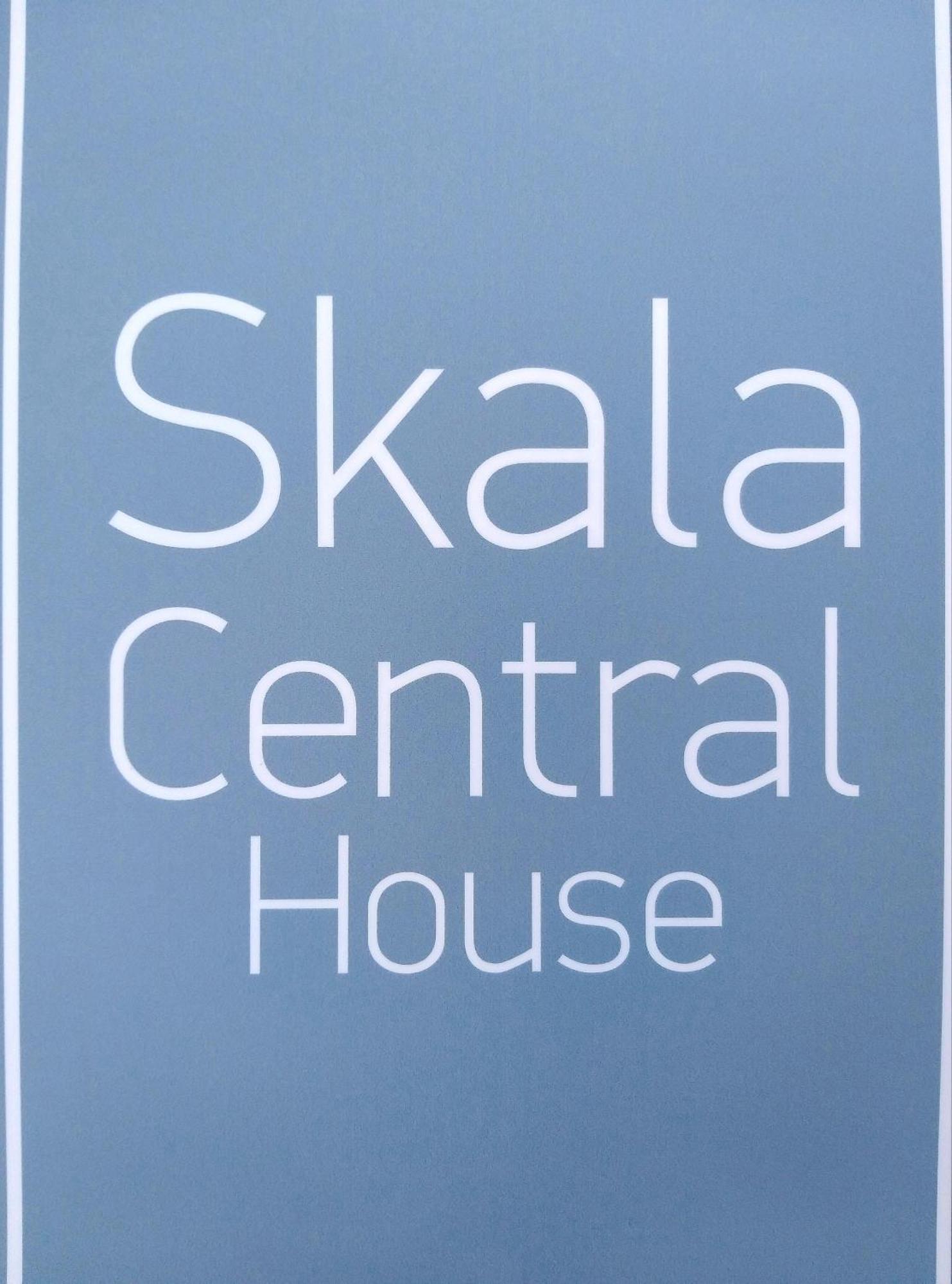 Skala Central House ภายนอก รูปภาพ